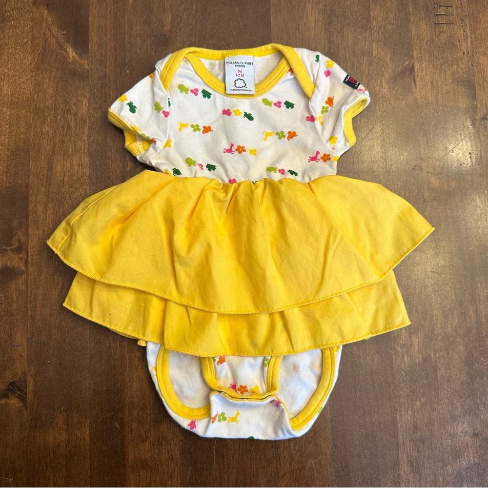 Polarn O. Pyret Baby Girl Bodysuit Dress‎ Ruffle Yellow Party Floral Sweden 1-2M